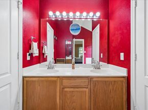 111 Finch LN, Georgetown TX 78626