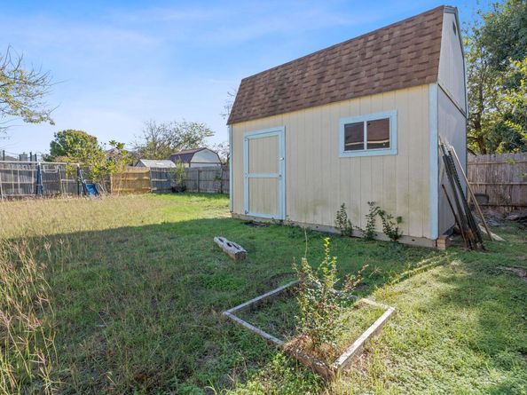 604 Camino Alto DR, Leander TX 78641