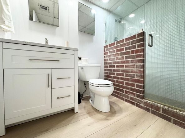 1800 Lavaca ST 705, Austin TX 78701