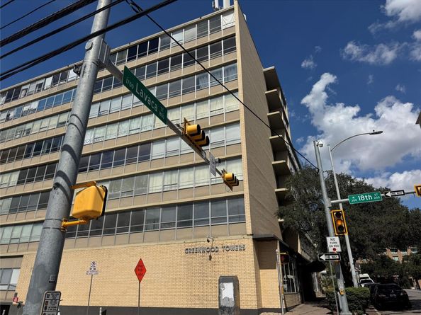 1800 Lavaca ST 705, Austin TX 78701