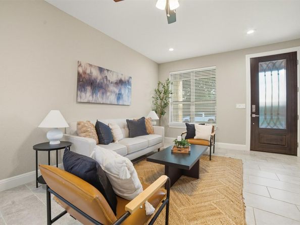 18900 Nicklaus DR, Lago Vista TX 78645