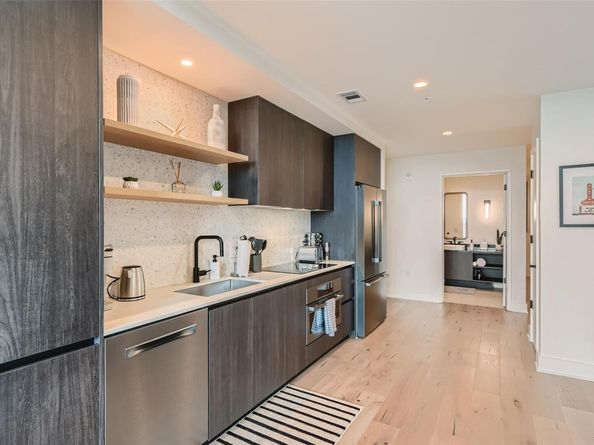 48 East Ave 2201, Austin TX 78701