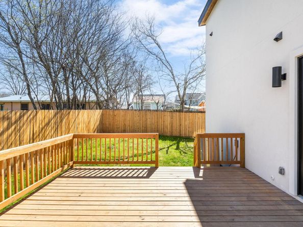 802 Philco DR 2, Austin TX 78745