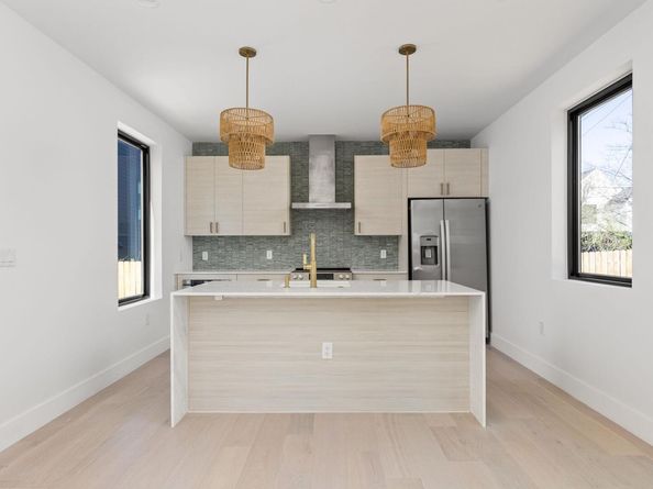 802 Philco DR 2, Austin TX 78745