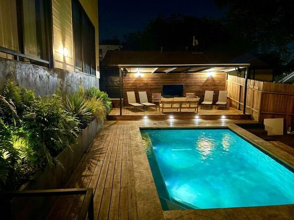 1914 E 8th ST, Austin TX 78702