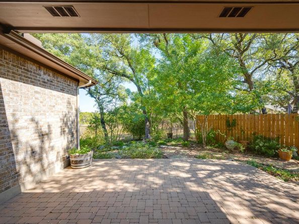 6900 Via Ricco DR, Austin TX 78749