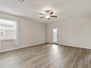 321 Freedom Park Ave, Liberty Hill TX 78642