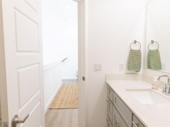 12500 Lamppost LN 16, Austin TX 78727