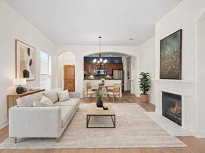 2210 Onion Creek PKWY 604, Austin TX 78747