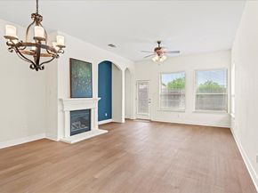 2210 Onion Creek PKWY 604, Austin TX 78747