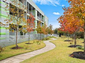 4004 Banister LN 105, Austin TX 78704