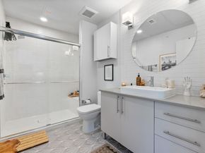 4004 Banister LN 105, Austin TX 78704