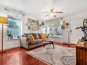 2020 S Congress Ave 2213, Austin TX 78704