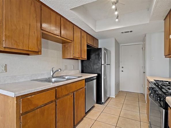 11435 Ptarmigan DR, Austin TX 78758