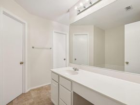 8313 Steamline CIR, Austin TX 78745