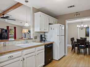 4526 Langtry LN, Austin TX 78749