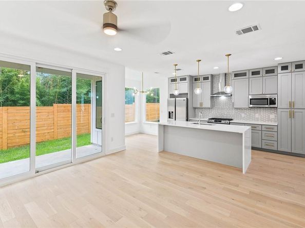 3321 Hemlock Ave 2, Austin TX 78722