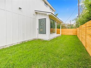3321 Hemlock Ave 2, Austin TX 78722
