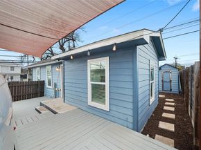 1191 Chicon ST, Austin TX 78702