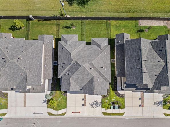 2204B Cornfield DR, Pflugerville TX 78660
