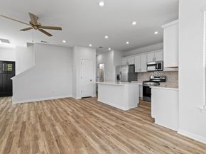 2204B Cornfield DR, Pflugerville TX 78660