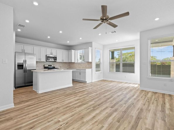 2204B Cornfield DR, Pflugerville TX 78660