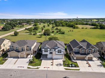 2204B Cornfield DR