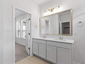 2204B Cornfield DR, Pflugerville TX 78660