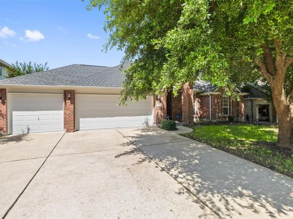2112 Bandera PATH, Round Rock TX 78665
