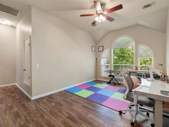 2112 Bandera PATH, Round Rock TX 78665