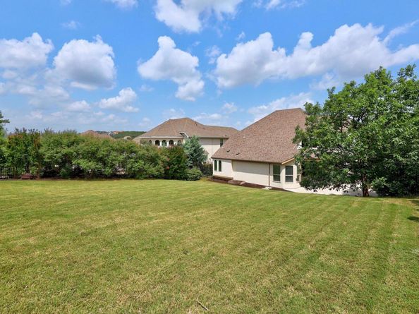 106 Tonkawa TRL W, Austin TX 78738