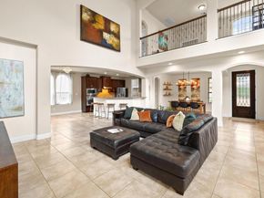 106 Tonkawa TRL W, Austin TX 78738