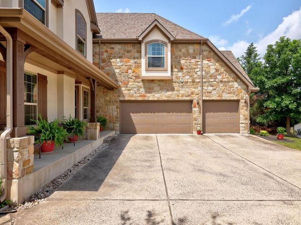 106 Tonkawa TRL W, Austin TX 78738