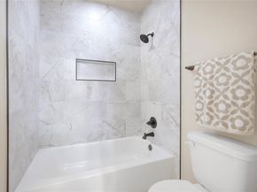 106 Tonkawa TRL W, Austin TX 78738