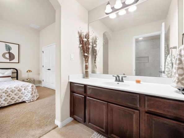 106 Tonkawa TRL W, Austin TX 78738