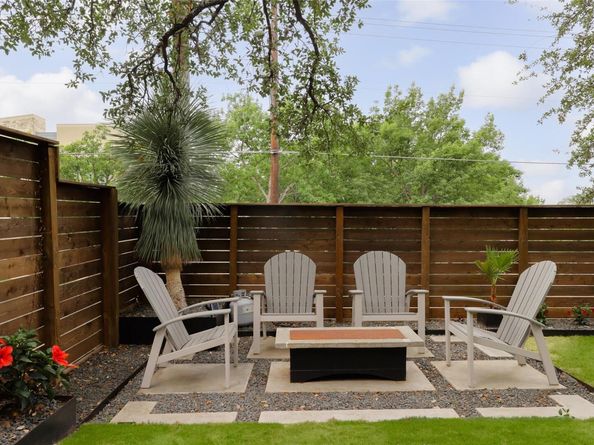 2809 S 5TH St 4, Austin TX 78704