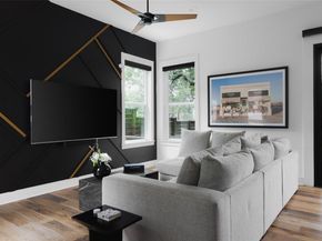 2809 S 5TH St 4, Austin TX 78704