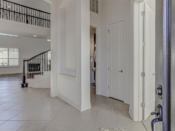 110 Sebastians RUN, Austin TX 78738