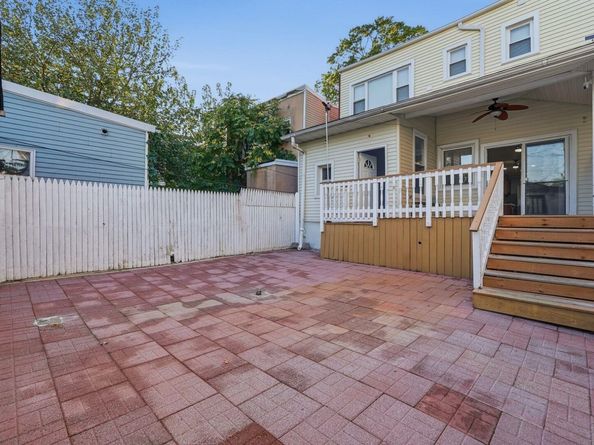 14 Meadow St, Bayonne NJ 07002