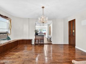 28 Willow St, Bayonne NJ 07002
