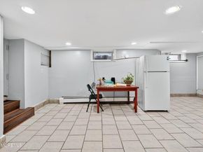 28 Willow St, Bayonne NJ 07002