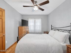 28 Willow St, Bayonne NJ 07002