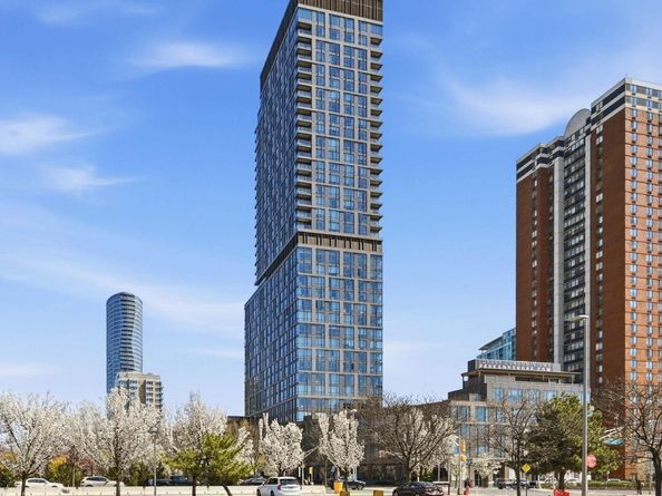 75 Park Lane 901, Jersey City NJ 07310