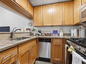 187 Wayne St 207C, Jersey City NJ 07302