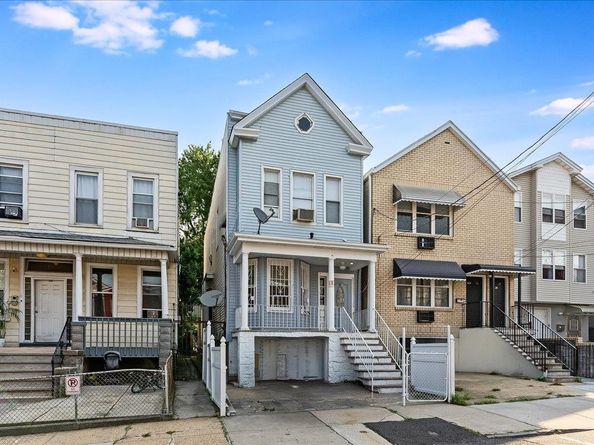 86 Clendenny Ave, Jersey City NJ 07304-1504