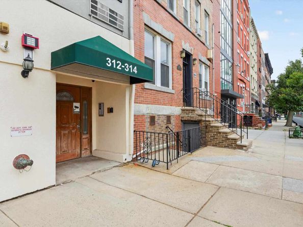 312 Madison St 2A, Hoboken NJ 07030