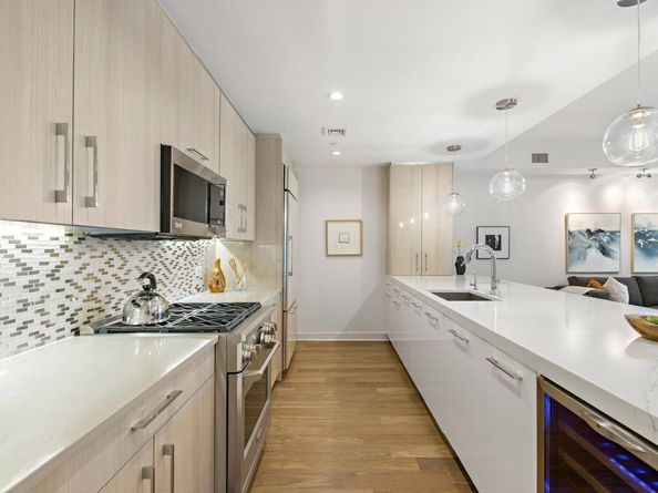 1200 Avenue At Port Imperial 414, Weehawken NJ 07086