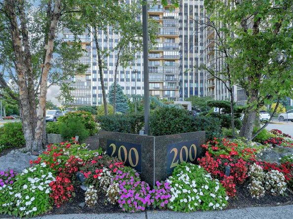200 Winston Dr 2504, Cliffside Park NJ 07010