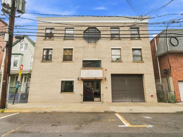 416 68th St 2, Guttenberg NJ 07093