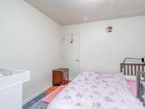 77 Wallis Ave, Jersey City NJ 07306